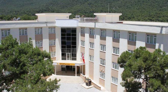 Öğretmenlere 'koronavirüslü öğrenci' nöbeti