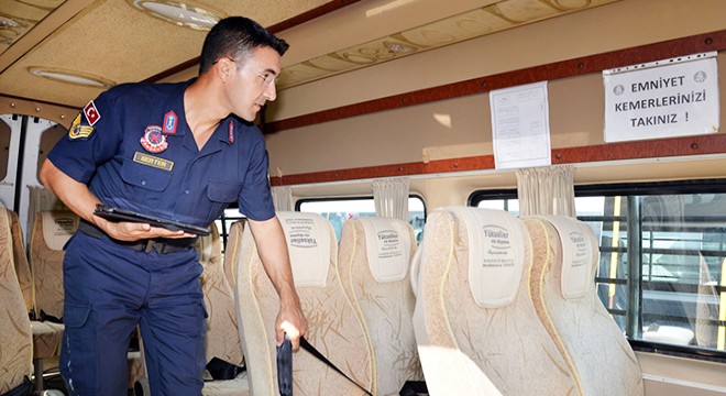 Okul servis araçları denetlendi