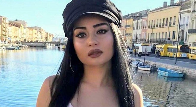 Öldürülen Zeynep'in, kurtulmaya çalıştığı anlar kamerada