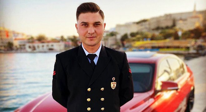 Öldürülen uzman çavuş, gözyaşlarıyla toprağa verildi