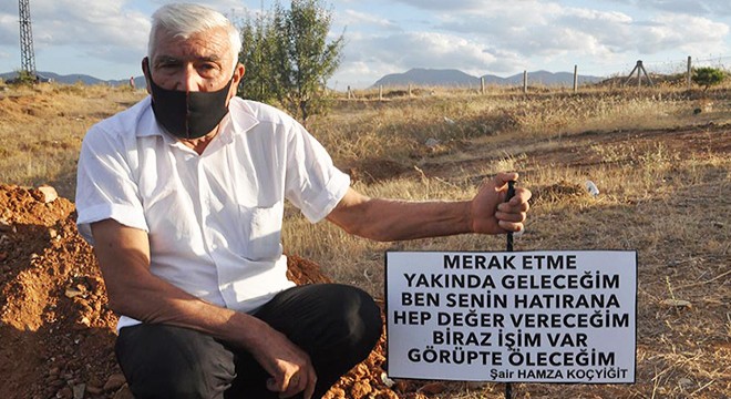 Ölen eşinin hasretine dayanamadı, kendi mezarını kazdırdı