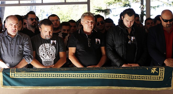 Yardımcı pilot Deniz Adalı'nın hedefi yolcu uçağı uçurmakmış