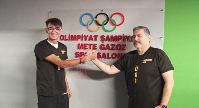 Olimpiyat şampiyonu Mete Gazoz adına spor salonu açıldı