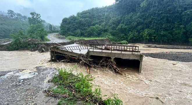 Ordu'da 2 günde 304 noktada heyelan