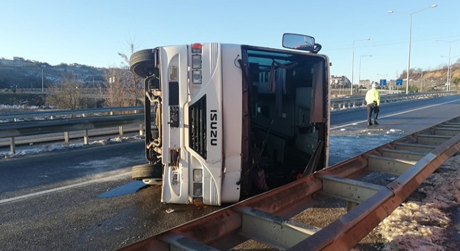 Ordu da işçi servis midibüsü devrildi: 12 yaralı