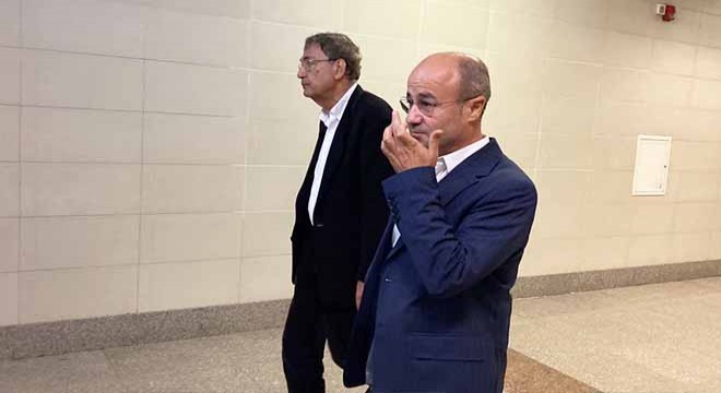 Orhan Pamuk komşularıyla mahkemelik oldu