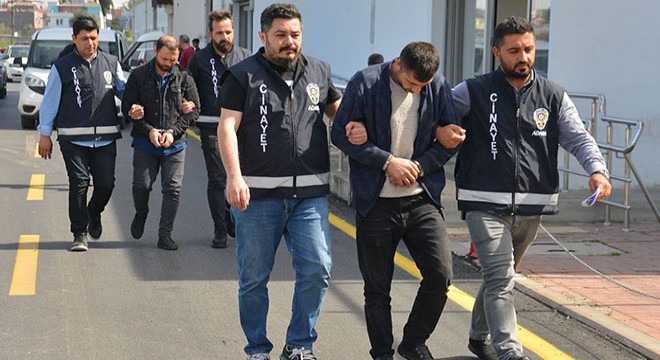 Ortağının borcunu ödediğini söylediği için öldürülmüş
