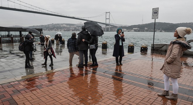 Ortaköy'de turist yoğunluğu