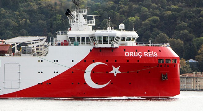 Oruç Reis Antalya Limanı'na gitmek için Marmara Denizi'ne açıldı
