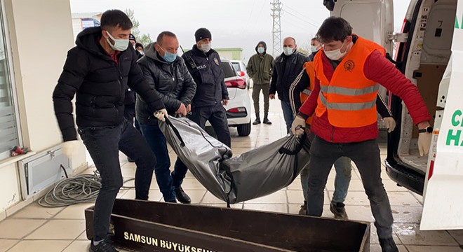 Oto galerici iş yerinde ölü bulundu