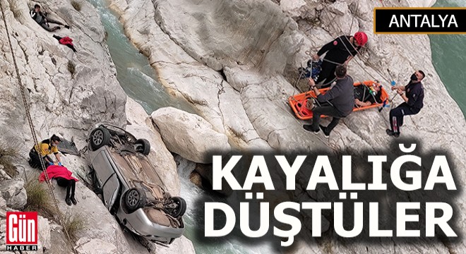 Otomobil, 7 metreden kayalığa düştü