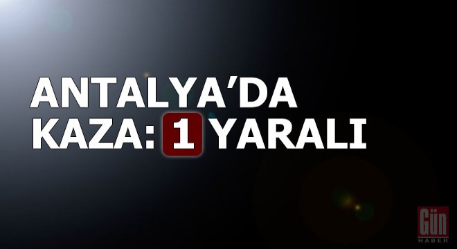 Otomobil elektrik direğine çarptı: 1 yaralı