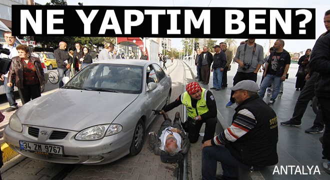Otomobil tramvay yoluna girdi: 1 yaralı