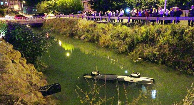 Otomobiliyle kanala uçtu