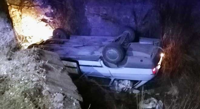 Otomobiliyle kanala düştü