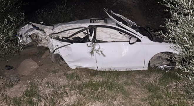 Otomobiliyle şarampole düşen sürücü yaralandı