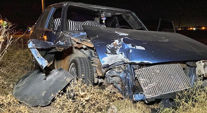Otomobille çarpışan motosikletli kurye öldü