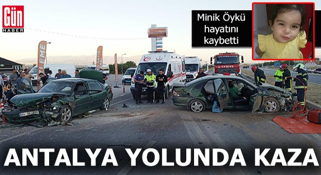 Otomobiller çarpıştı: 3 yaşındaki Öykü öldü, 9 yaralı
