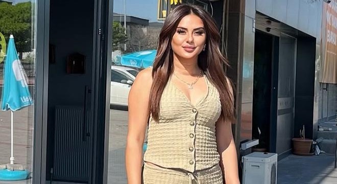Otomobillerin çarpıştığı kazada Rabia hayatını kaybetti