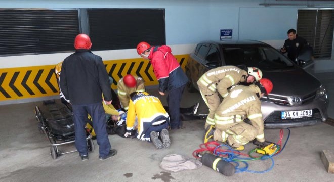 Otoparkta akılalmaz kaza sonrası can pazarı