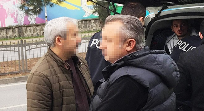 Otostop çektiği aracın sürücüsü polisten kaçınca gözaltına alındı