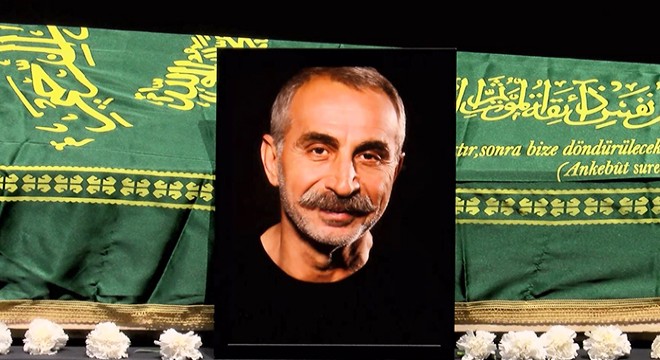 Oyuncu Rıza Akın için Atlas Sineması'nda tören