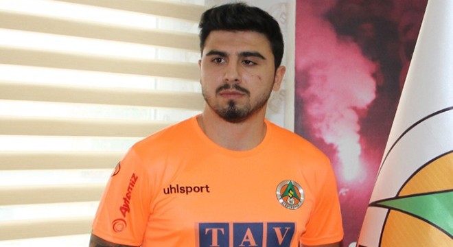 Ozan Tufan, Aytemiz Alanyaspor ile sözleşme imzaladı