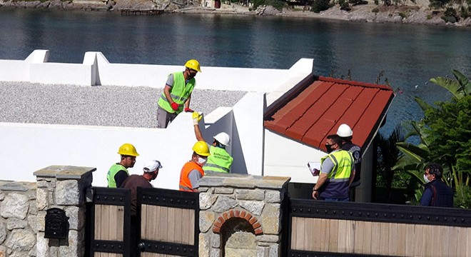 Özdil'e villasının kaçak bölümleri için 380 bin lira ceza
