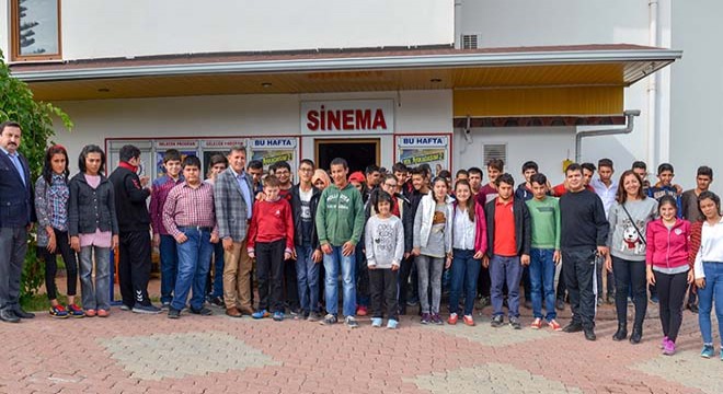 Özel öğrencilerin sinema keyfi