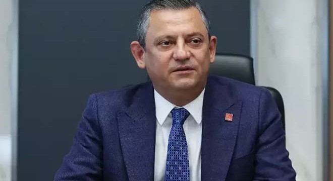 Özgür Özel'den 'Zafer Bayramı' mesajı
