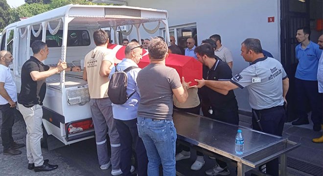Özkan Uğur'un cenazesi Karacaahmet Gasilhanesi'nden alındı
