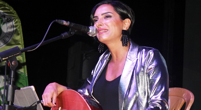 Özlem Özdil, Günnercik'te sevenleriyle buluştu