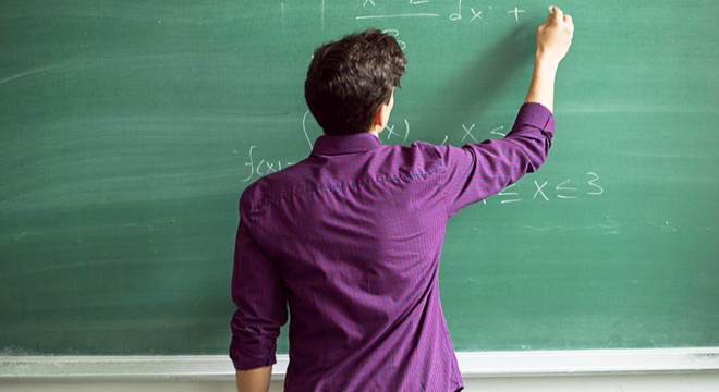 PIKTES öğretmenleri haklarını istiyor