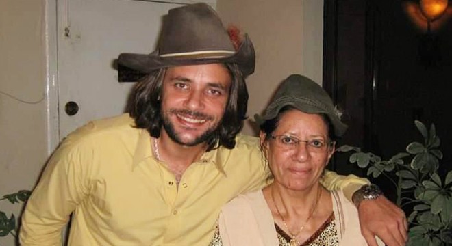 Pakistanlı sanatçının Türkiye'de film gibi hikayesi