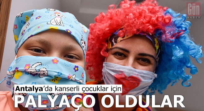 Palyaço kostümlü hemşireler kanser hastası çocukları eğlendirdi