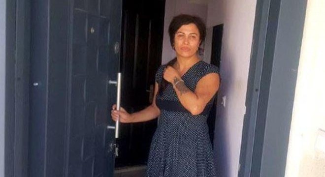 Para vermeyen kadına levyeyle saldırdı