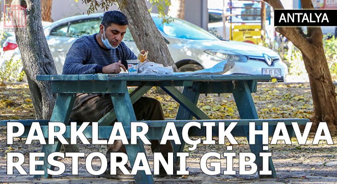 Parklar açık hava restoranı gibi