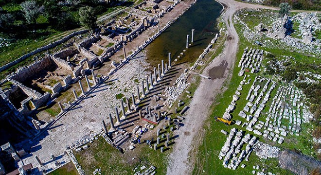 Patara'da 74 izinsiz yapıya yıkım kararı