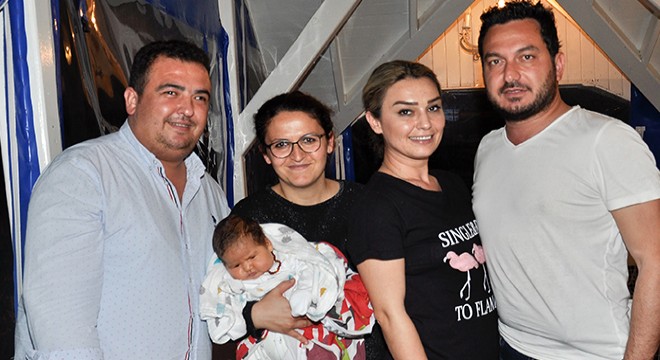 Patrona sürpriz parti