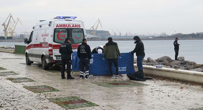 Pendik'te denizden ceset çıktı