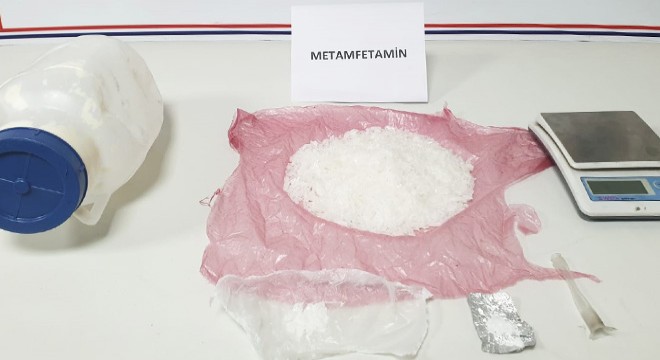 Peynir bidonunda uyuşturucu sevkiyatına 4 gözaltı