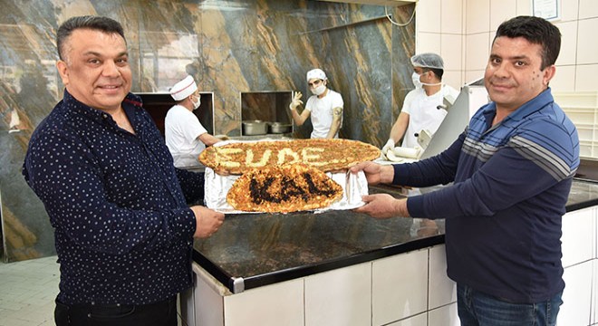 Pideli 'Evde kal' mesajı