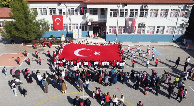 Piri Reis'te Cumhuriyet coşkusu