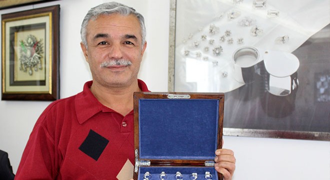 Pırlantalı baget ve tektaş yüzüklere yoğun ilgi