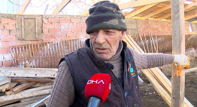 Pitbull'dan kurtulmak için elbiselerini çıkardı