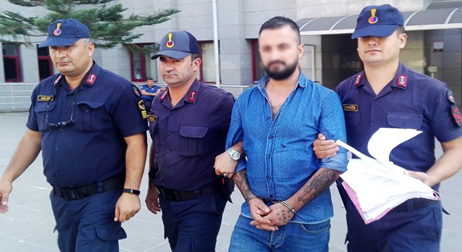 Platonik aşkının evinde gördüğü erkeği yaralayan şüpheli tutuklandı