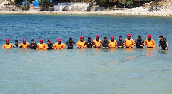 Polis arama-kurtarma ekiplerine 'hayat kurtaran' eğitim