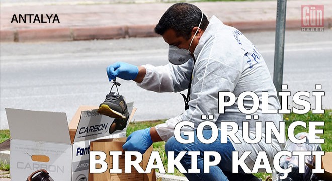 Polisi gören hırsız, çaldığı süpürgeyi bırakıp kaçtı