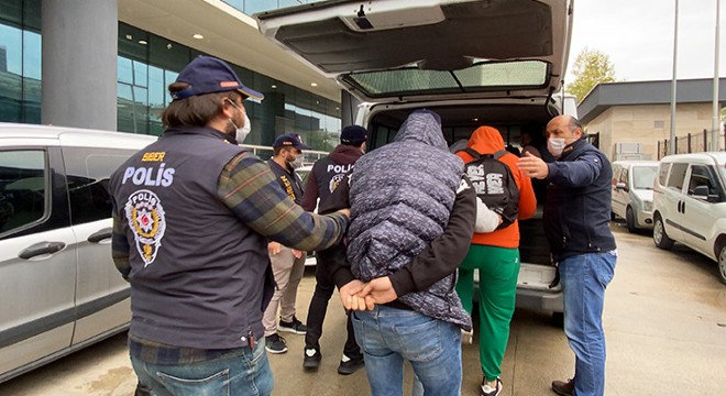 Polisin dikkati sayesinde yasa dışı bahis oynatan şebeke çökertildi