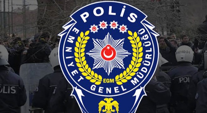 Midibüs ile minibüs çarpıştı: 2 ölü, 6 sı polis, 15 yaralı